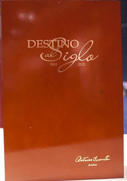 Fuente Destino al Siglo De Familia (Box 13)