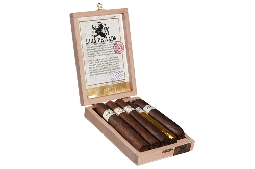 Drew-Estate-Liga-Privada-Connecticut-River-Valley-Selection-Sampler image