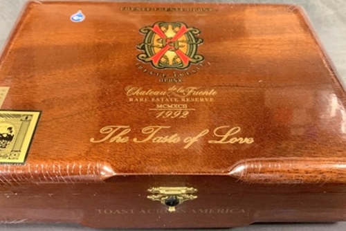 Fuente Opus X Shark Taste of Love (LIMITED)