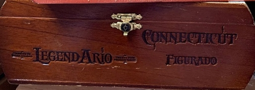 Legend-Ario Connecticut Figurado WELL AGED!!!