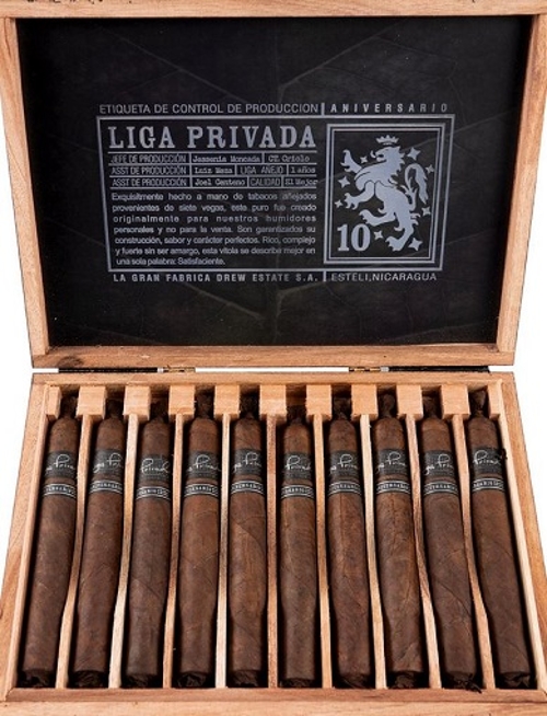 Liga Privada 10 Year Anniversario Toro (10 Count Box) (Limit 1 per Customer)