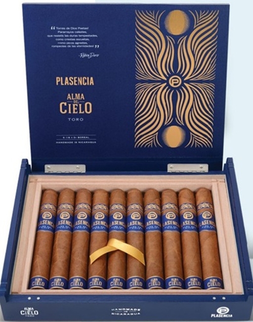Plasencia Alma del Cielo Boreal (Toro) with Bighumidor Palio Torch!!