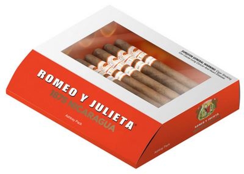 Romeo y Julieta 1875 Nicaragua Toro 5 Cigar Sampler with Ashtray