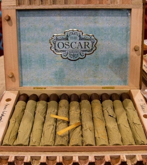 The Oscar Habano Toro