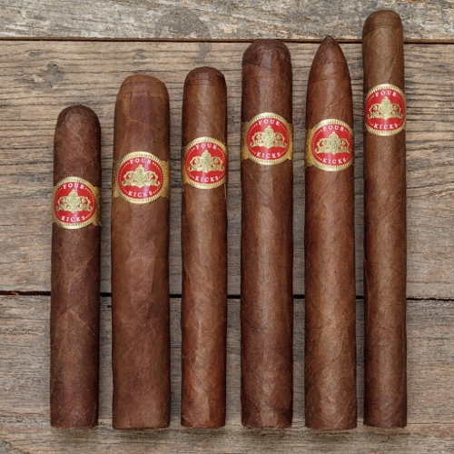 Four Kicks Robusto